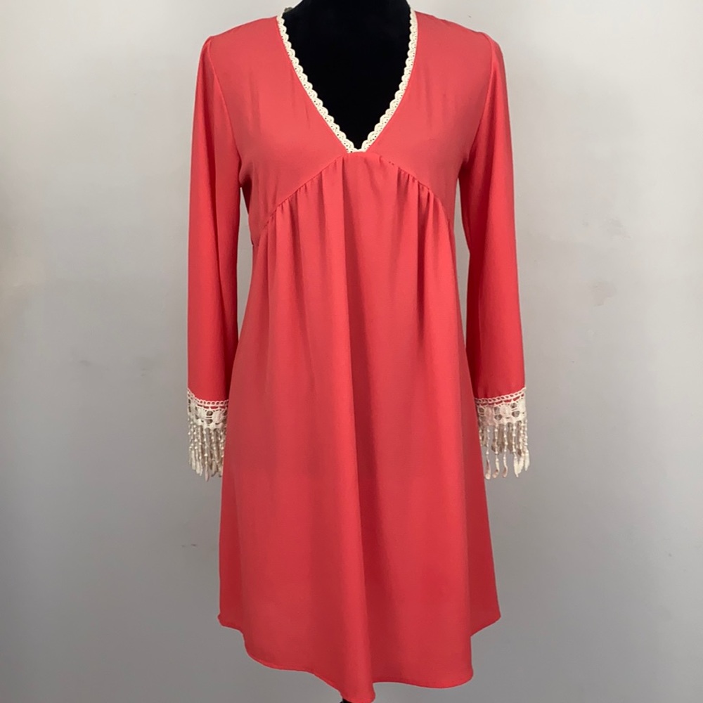 Lovely Souls v-neck dress Size M